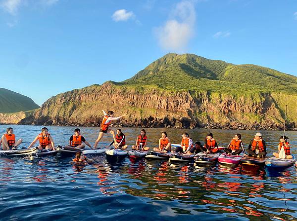 。宜蘭頭城 // 解鎖 IG 打卡熱門景點-龜山島牛奶海巡禮