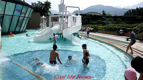 天籟溫泉會館提前與新北市家扶中心兒童歡度中秋享受溫泉水樂園