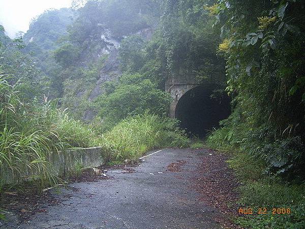 台8舊線之廢棄隧道