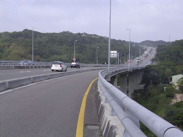 景觀大道內獅高架橋