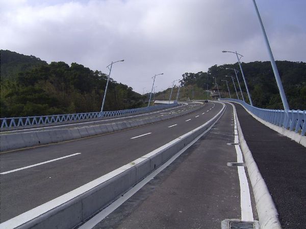 客雅大道溪濱高架橋(東行)