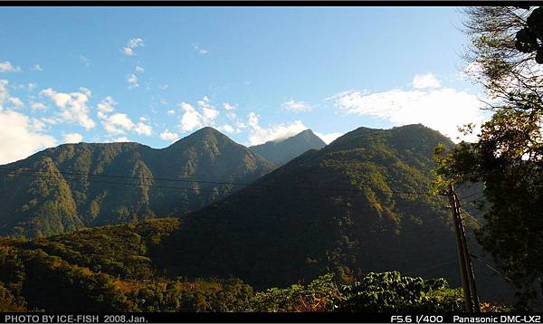 層層大山，引人遐想