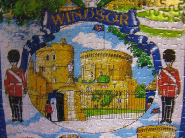 2010.11.08 300 pcs Windsor tea towel (10).jpg