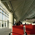 2006.12.18 Hongkong Airport (12).JPG