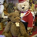 2007.05.26 Elm Hill Teddy Bear Shop (17).JPG