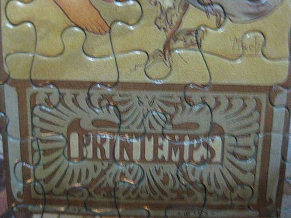 2011.07.11 1000 pcs Mucha Gallery_vertical (17).jpg