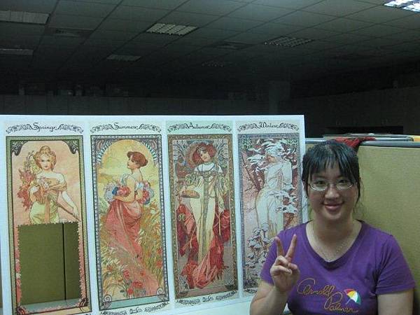 2011.07.18 Mucha's Four Season 三幅半合體 (16).jpg