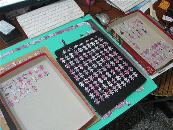 2011.07.21 750 pcs Love Letters.JPG