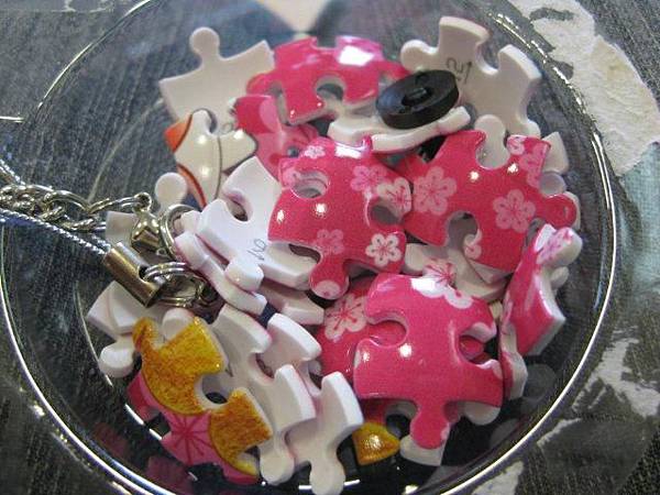 2011.08.09 24片Key Ring 賞梅花 (1).jpg