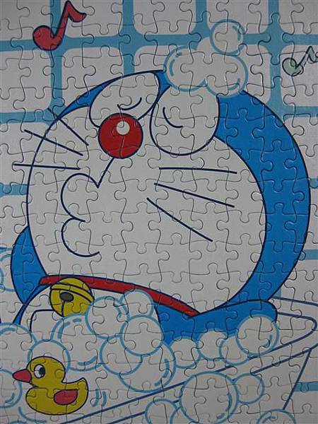2011.08.26 300 pcs Doraemon in bath (12).JPG