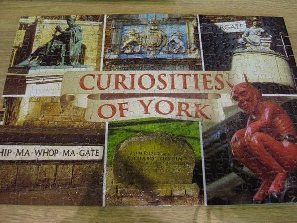 2011.10.13 300 pcs Curiosities of York (3).jpg