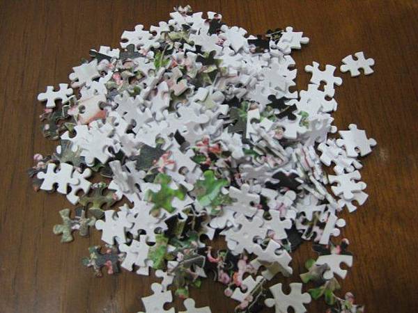 2011.10.22 300 pcs 濃情蜜意婚紗客拼 (3).jpg