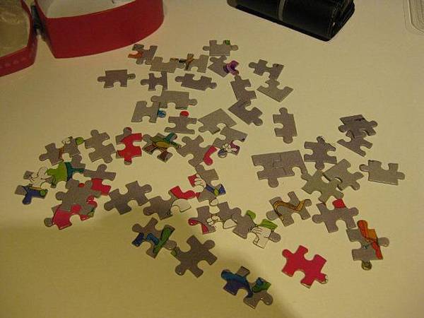 2011.11.05 48 pcs Measuring Love (8).jpg