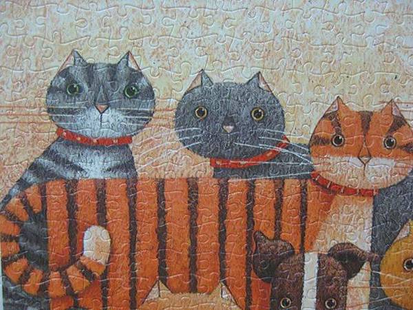 2012.03.17 500 pcs Odd One Out 狗立貓群 (7)