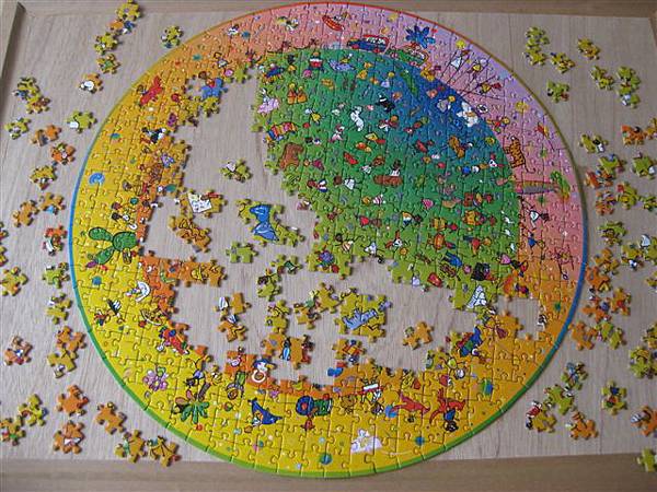 2012.09.29 500P UNICEF round puzzle (7).JPG