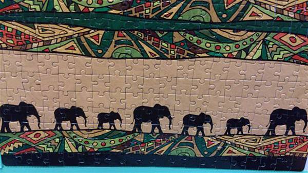 2014.02.14 500pcs Elephant (2).jpg