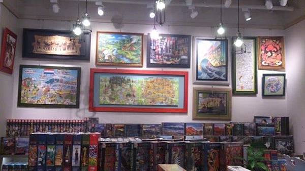 2014.11.23 雷諾瓦河堤旗鑑店  (3).jpg