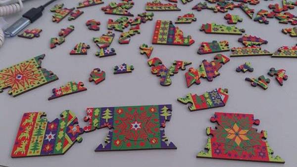 2014.11.26 40x6 Festive Crackers (5).jpg