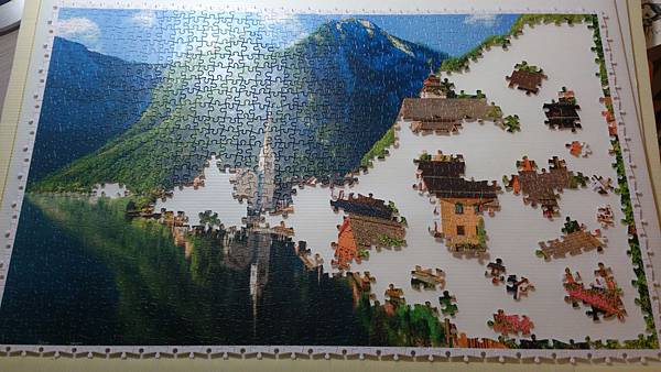 2015.08.14 1000pcs Lakeside Village of Hallstatt, Austria  (1).jpg