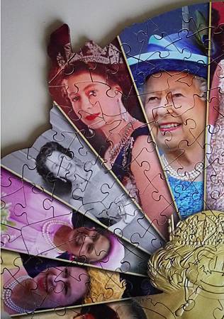 2017.02.24 200pcs Queen Elizabeth II 90th Birthday Souvenir (7).JPG