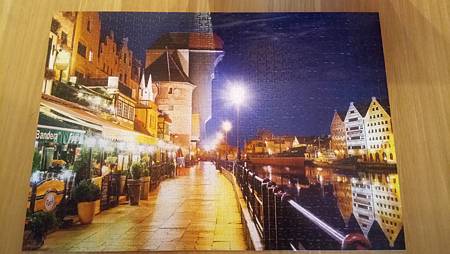 2017.11.22 1000pcs Gdansk Waterfront at Night.jpg