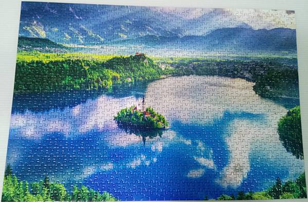 2018.10.08-09 1000pcs Lake Bled (2).jpg