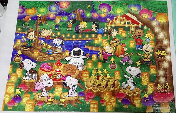 2018.10.25 500pcs Snoopy Lantern Party (1).jpg