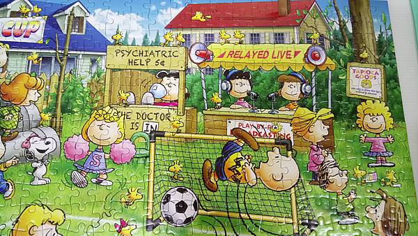 2018.10.31 500pcs Snoopy Football (3).jpg