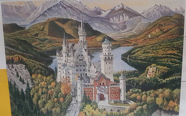 2021.05.27 6000pcs Neuschwanstein Castle (2).jpg
