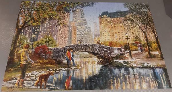 2021.10.27 1000pcs Evening Walk Through Central Park.jpg