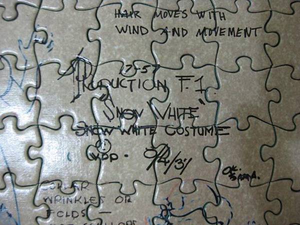 2011.05.10-11 529 pcs Snow White Sketchbook (17).jpg