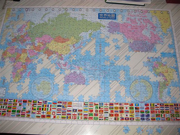2010.05.12 1000片世界地圖 (5).JPG