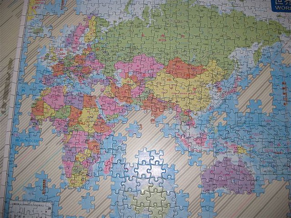 2010.05.12 1000片世界地圖 (7).JPG