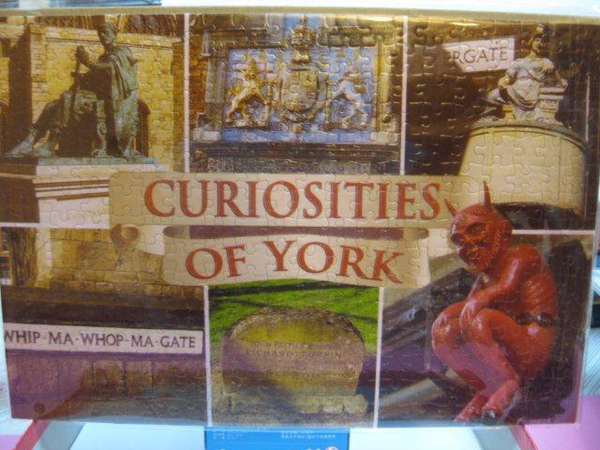 2010.11.02 300 pcs Curiosities of York.jpg