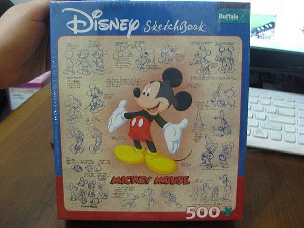 2011.05.03-04 500 pcs Micky Mouse Disney Sketchbook (1).jpg