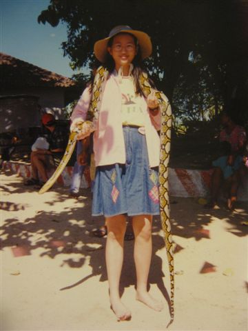 1996 印尼 (2)看姊姊的~我不怕.JPG