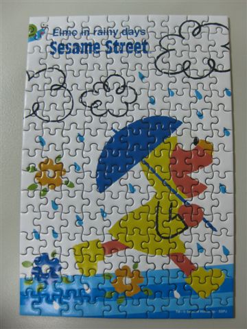 2011.02.16 150 pcs Sesame Street：Rainy days (4).JPG