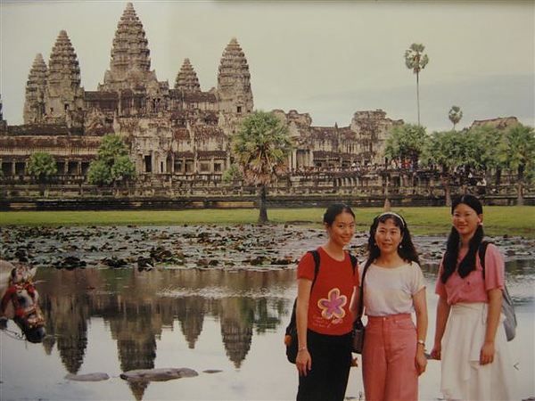2001 柬埔寨_吳哥窟.JPG