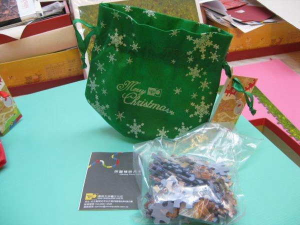 2010.12.03 108 pcs 聖誕包裝 (10).jpg