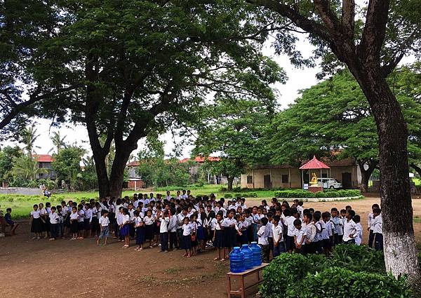 良好秩序的安坤地小學的孩子