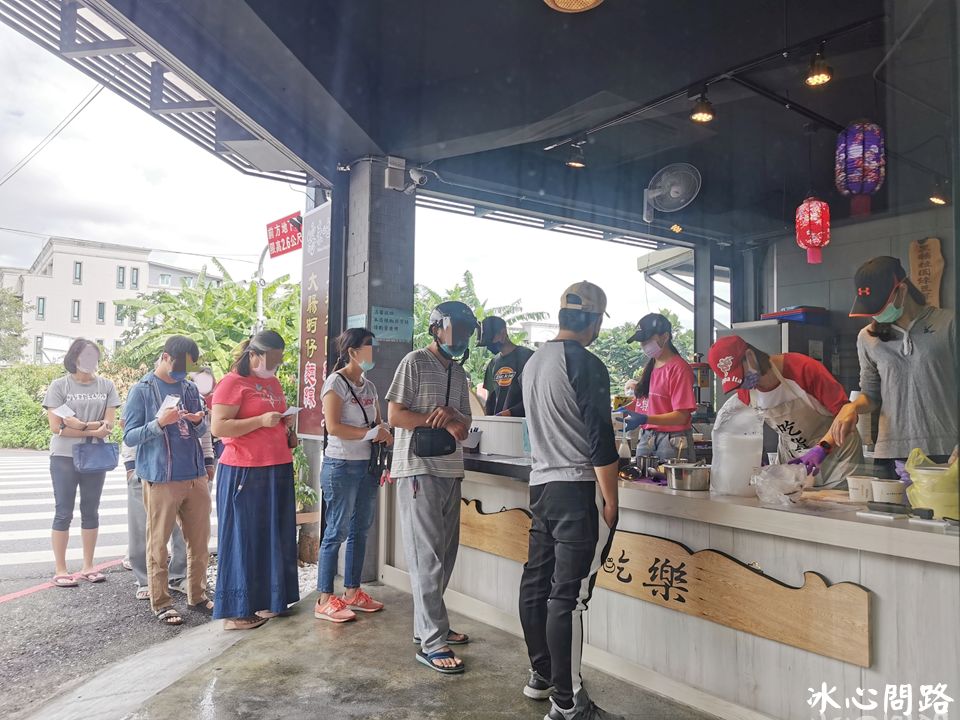 花蓮新開店 排隊才吃得到的【客來吃樂】大腸蚵仔麵線 綠豆算｜這台東來的老店到底是多有魅力？ (3).PNG