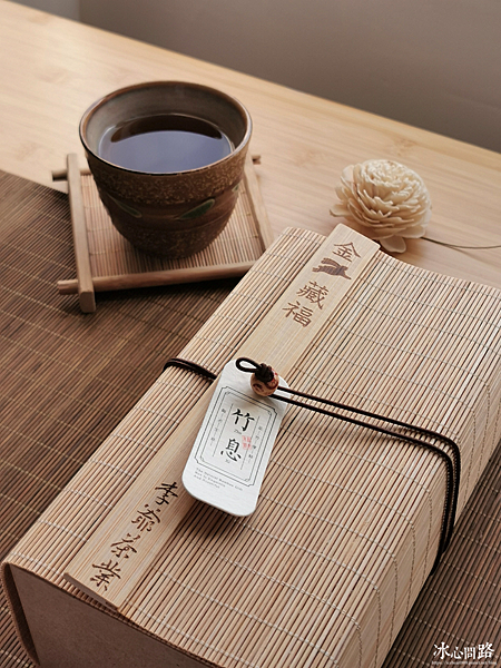 客製禮盒推薦 百年茶業【茶事漫慢】企業專屬logo禮盒、免費雷射雕刻 (2).PNG