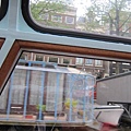 1976795484.jpg
