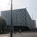 1976795516.jpg