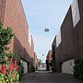 1976795538.jpg