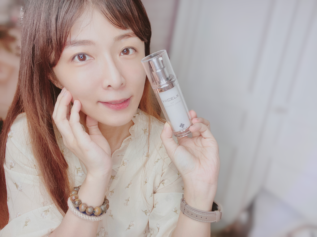 10skin 鑽石光唯臻煥彩修護霜|居家水光護理|發光肌養成 試用