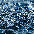 water-drop-275938_1920.jpg