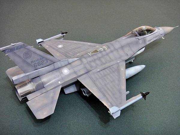 F-16A_ROCAF_001.jpg