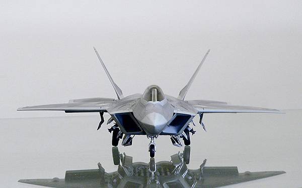 F-22_003.jpg