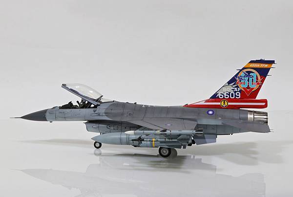 F-16A_814-aniversary_003.jpg F-16A_814-aniversary_003.jpg